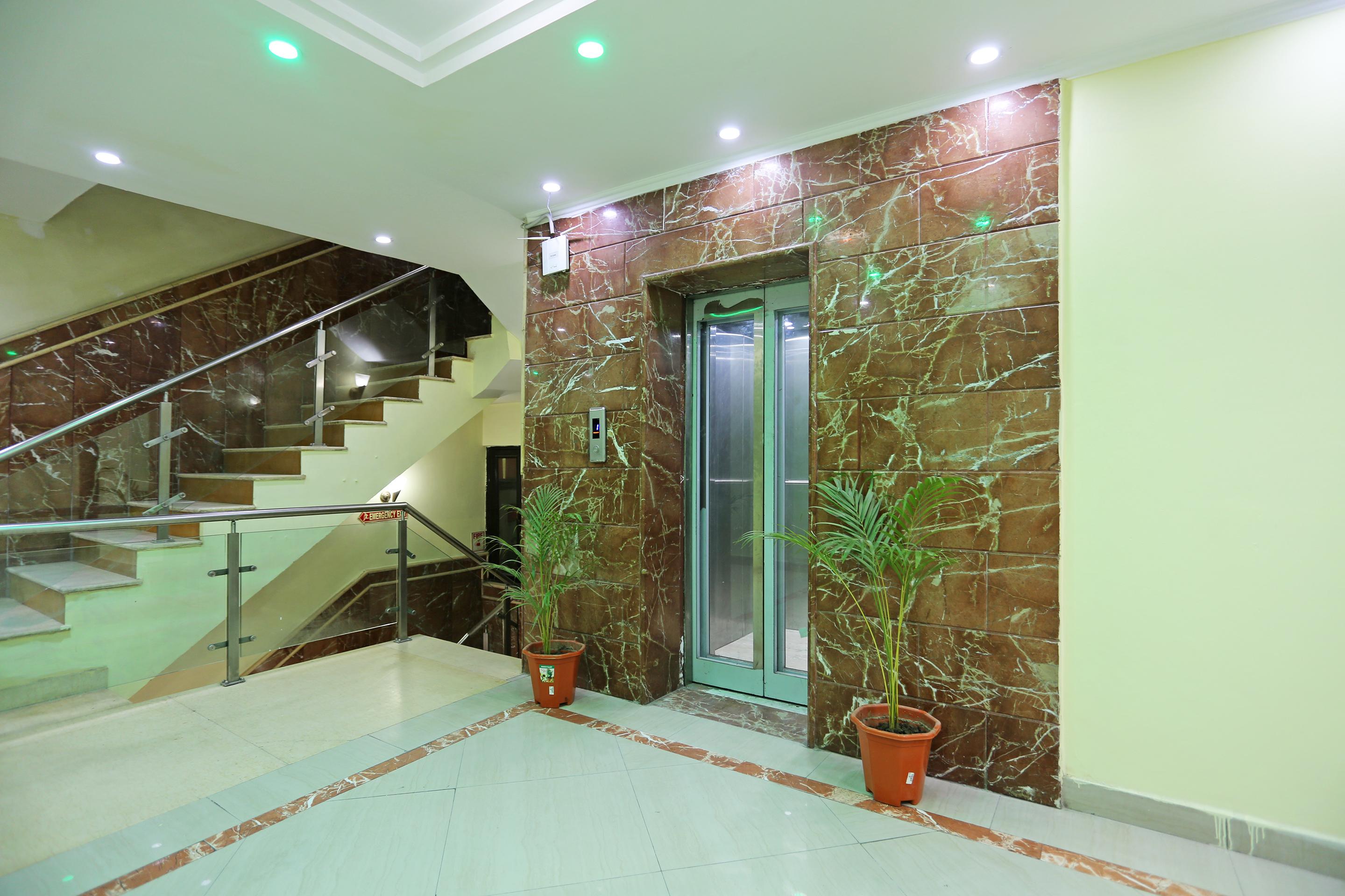 Sun Hotel Haridwār Extérieur photo
