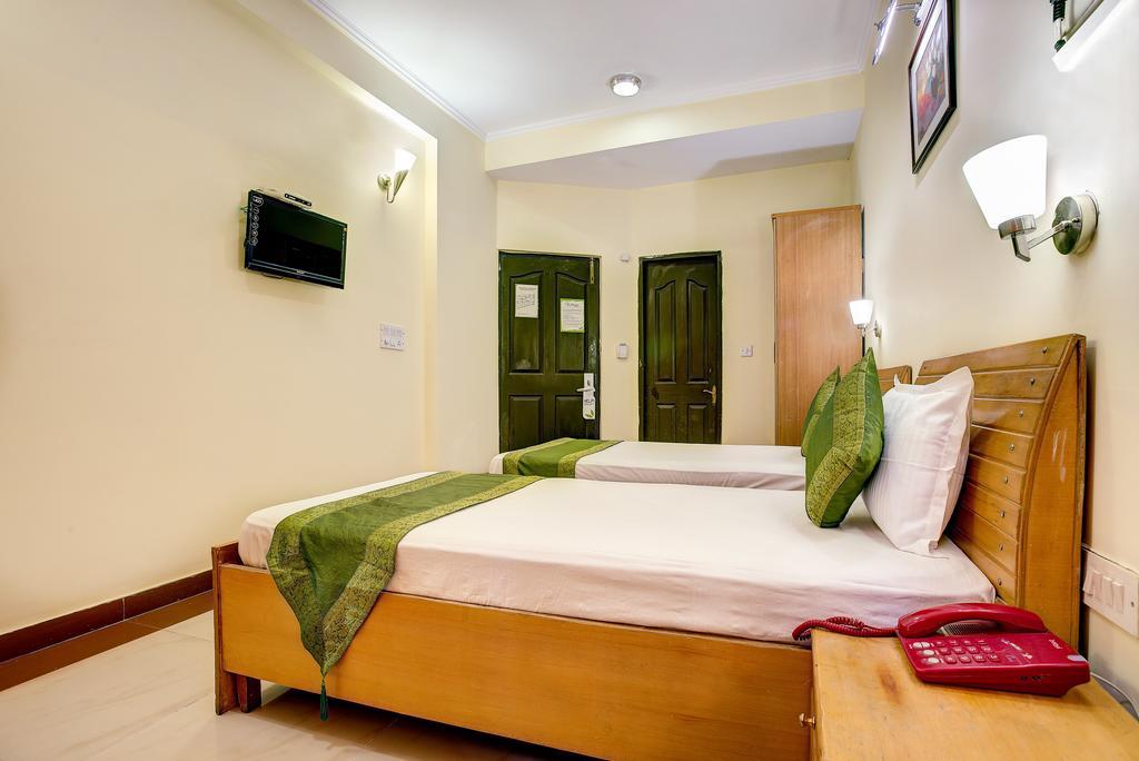 Sun Hotel Haridwār Extérieur photo