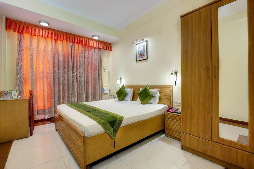 Sun Hotel Haridwār Extérieur photo