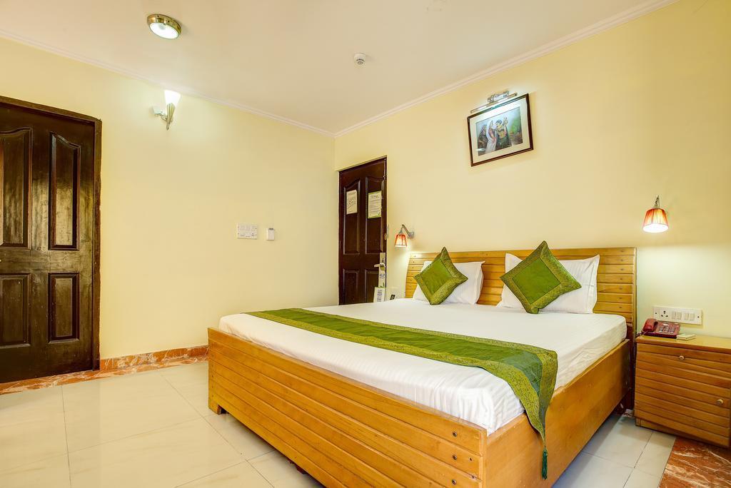 Sun Hotel Haridwār Extérieur photo
