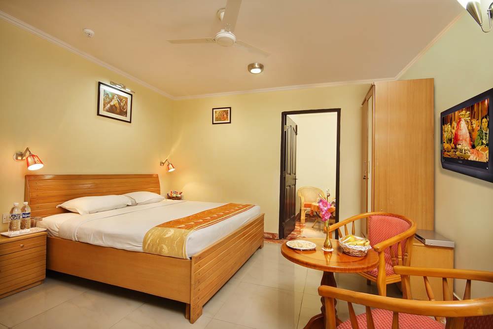 Sun Hotel Haridwār Extérieur photo